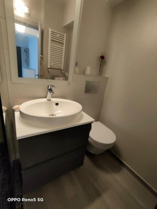 Ultracentral Ploiesti Apartment-Free Private Parking Extérieur photo