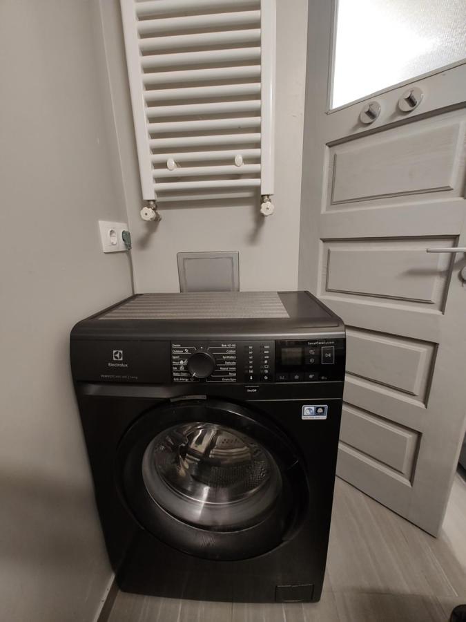 Ultracentral Ploiesti Apartment-Free Private Parking Extérieur photo