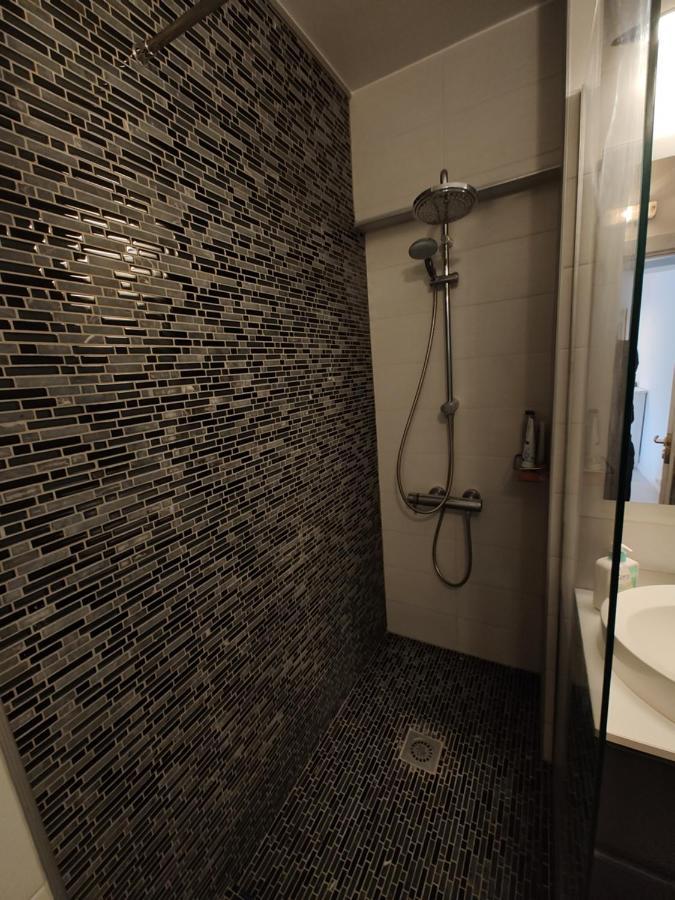 Ultracentral Ploiesti Apartment-Free Private Parking Extérieur photo